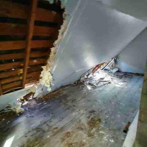 15045 manor (41).jpg